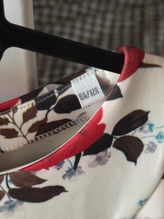 Vestito bambina svasato fantasia rose