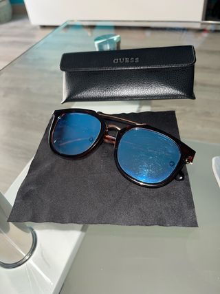 Gafas Guess Marrones y Azules