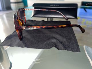 Gafas Guess Marrones y Azules