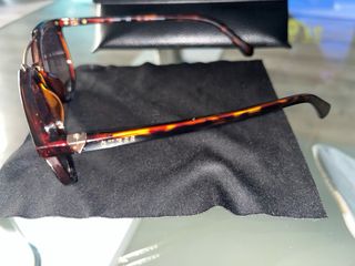 Gafas Guess Marrones y Azules