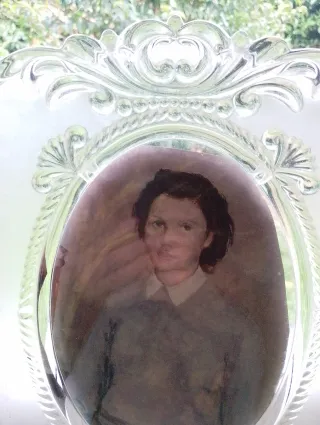 Antica cornice in vetro trasparente