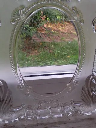 Antica cornice in vetro trasparente