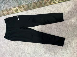 Pantalón Nike Negro