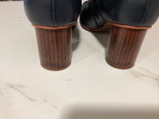 Botín Adolfo Domínguez Piel Azul Marino