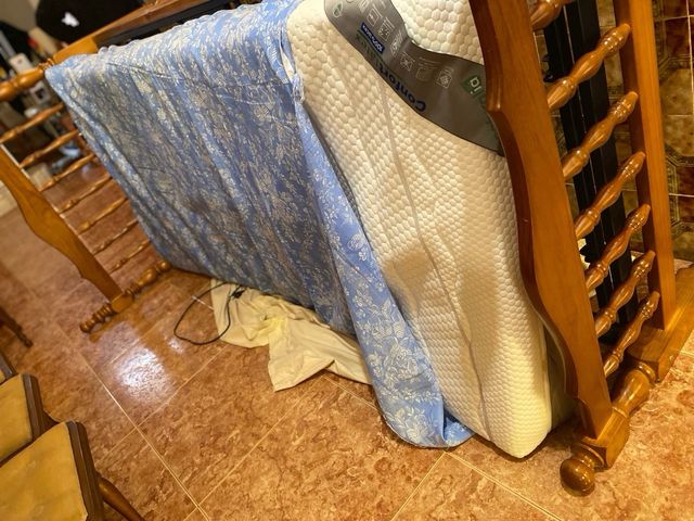 Cama articulada madera y metal