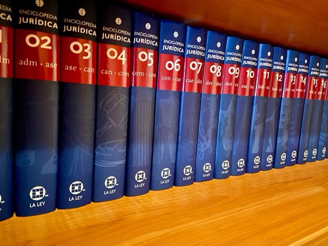 Enciclopedia jurídica completa La Ley.