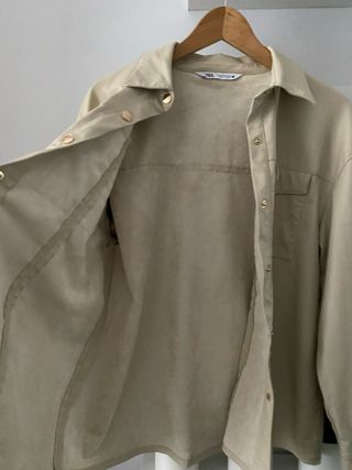 Camisa Polipiel Zara Beige