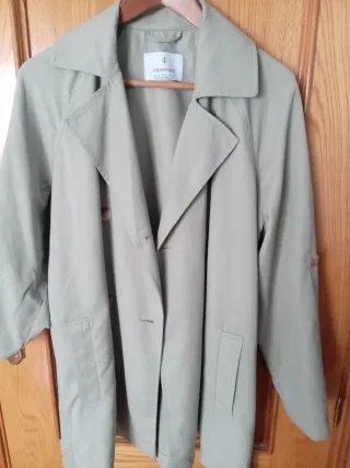 Gabardina Stradivarius Verde Oliva Talla M