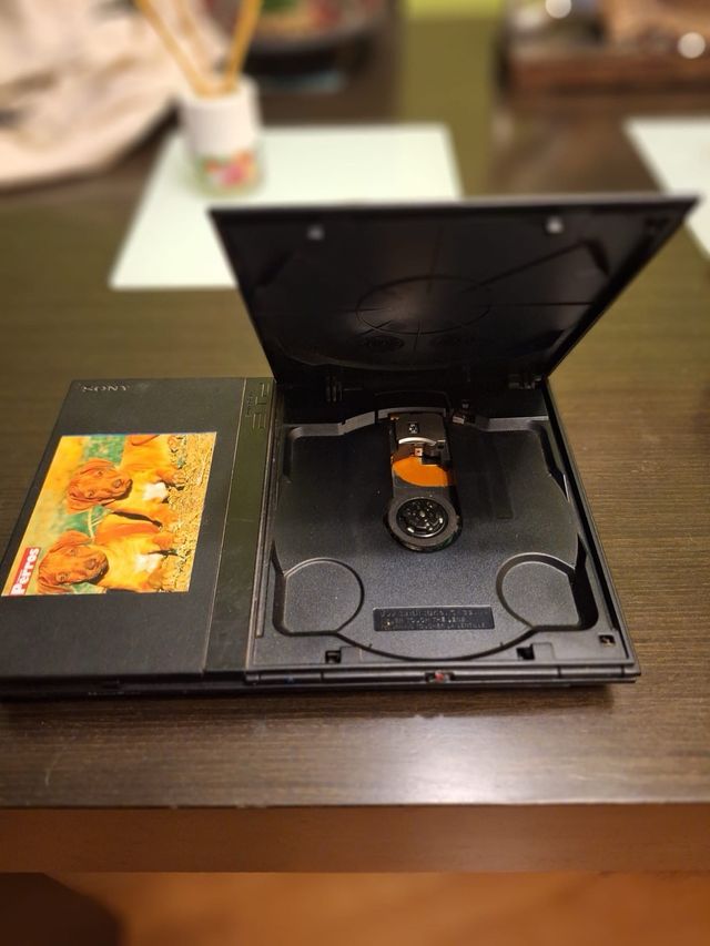 PlayStation 2 Negra + Mandos y Juegos