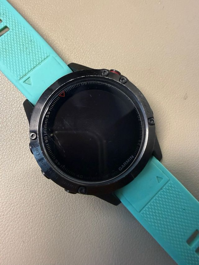 Garmin Fenix 5 GPS Reloj Deportivo con cargadorusb