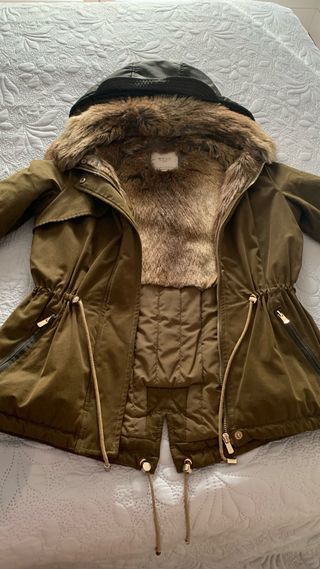 Parka Zara Verde Militar con Forro