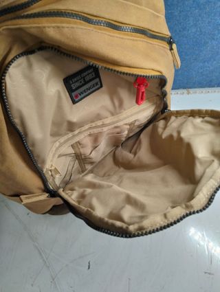 Mochila Wenger Arundel 15.6" camel 23L con bolsillo tablet