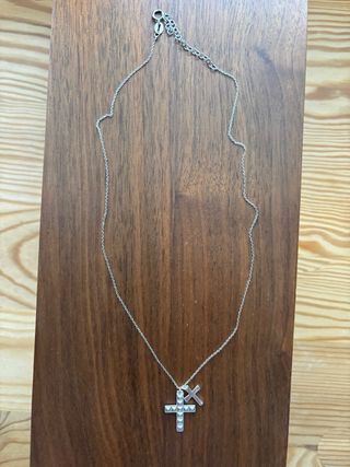 Cadena plata ley cruz