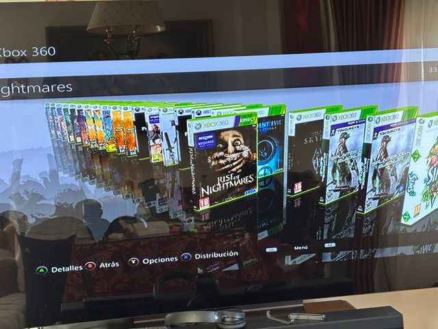 Xbox 360 Negra con Kinect y Juegos.