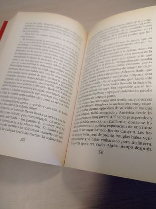 Sherlock Holmes: Estudio en escarlata & El valle del terror/ A Study in Scarlet & The Valley of Fear (Spanish Edition)