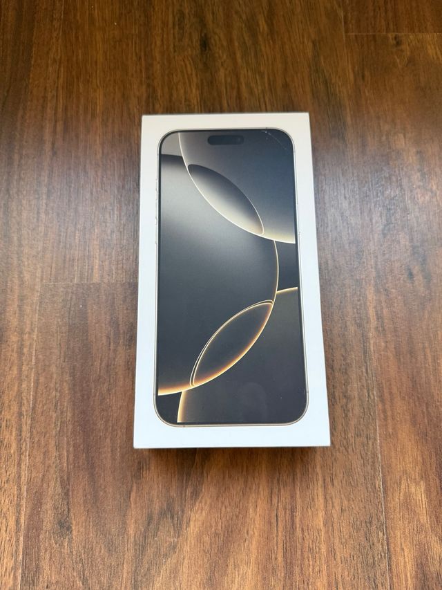 iPhone 16 Pro Max 256GB Titanio Natural