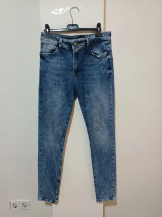 4 Pantalones vaqueros TIFFOSI  talla S/M