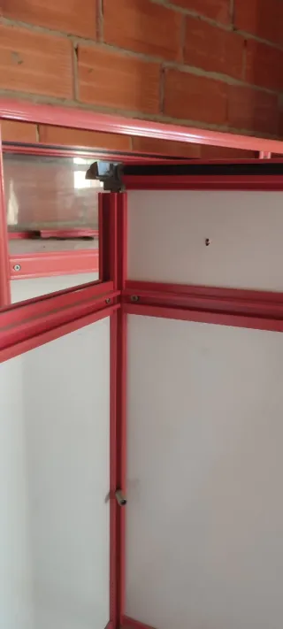 Dos mostradores para tienda y/o negocio