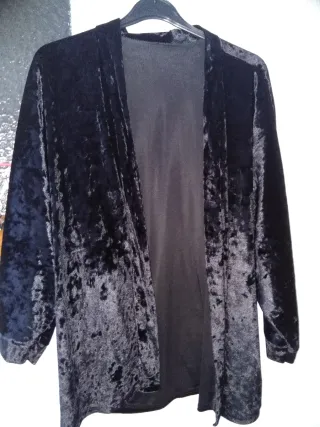 Chaqueta de terciopelo negro
