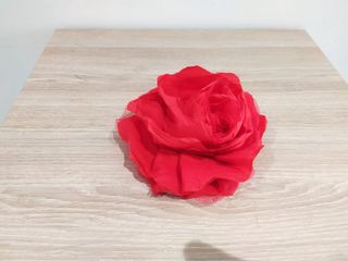 Tocado flor rojo