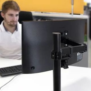 Emuca Soportes de monitor para mesa