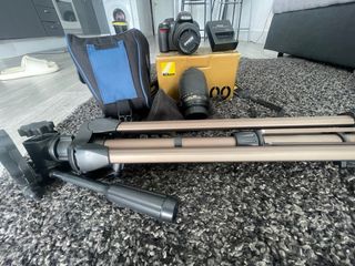 Cámara Nikon D3100 + Accesorios