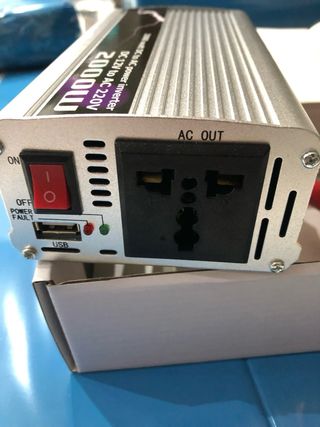 Inverter 2000W DC12V AC220V