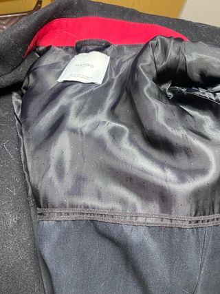 Abrigo negro doble botonadura