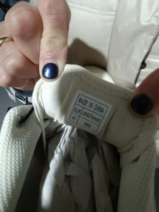 Zapatillas deportivas AZOON beige y rosa