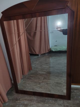 Espejo de madera y cristal
