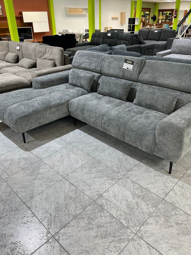 Sofá chaise longue gris tela