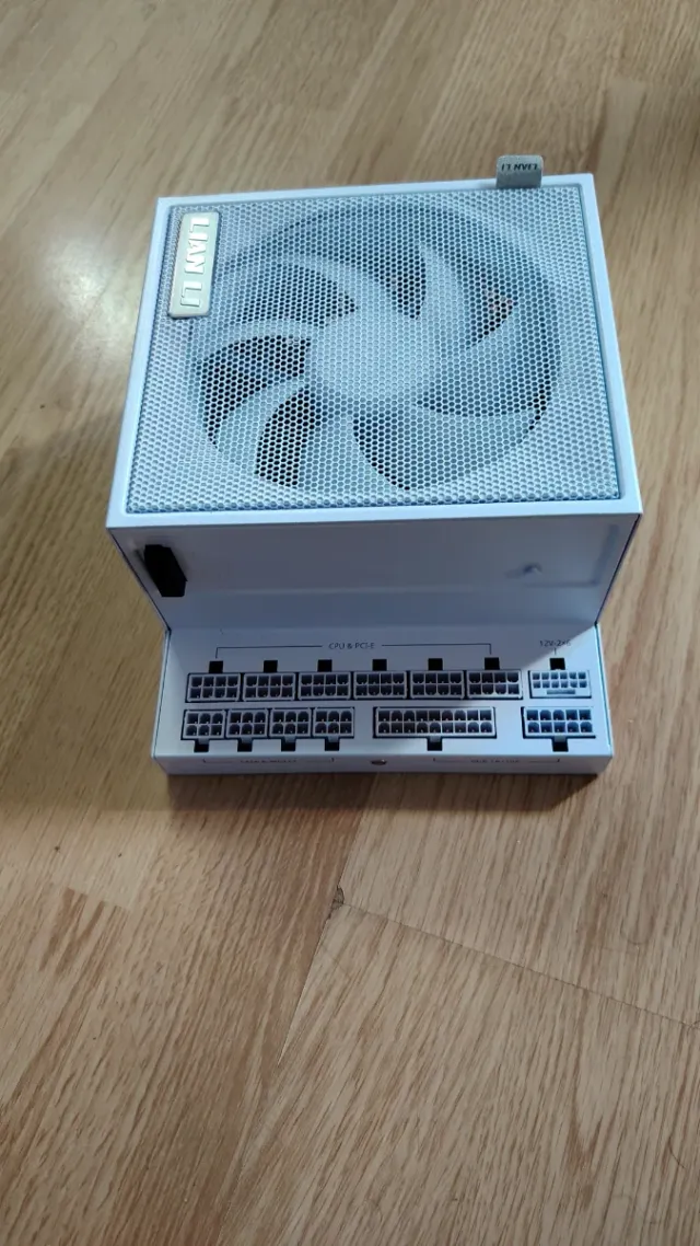 Fuente Alimentación Lian Li EGO850G 850W Gold