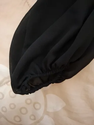 Blusa nera manica lunga