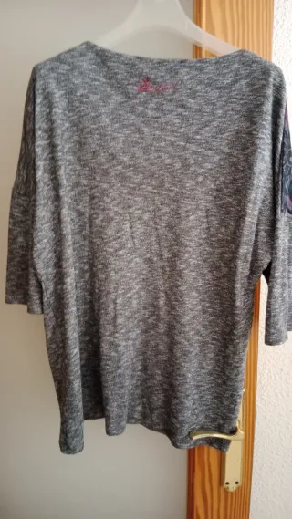 Desigual Gris con Estampado