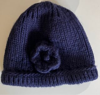 Gorro de invierno. Azul marino. Nunca se ha usado.