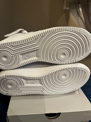 Nike Air Force 1 Mid Blancas