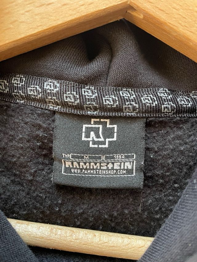 Sudadera Rammstein Blanca y Negra