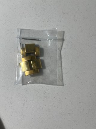 Reloj Lotus Negro/Dorado 18761/3(PRECIONEGOZIABLE)