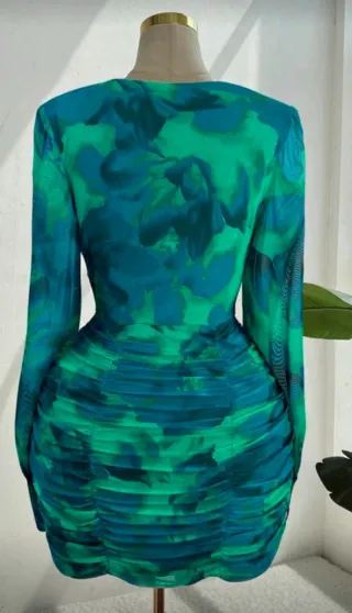 Vestido ajustado, pliegues y estampado Talla 0XL