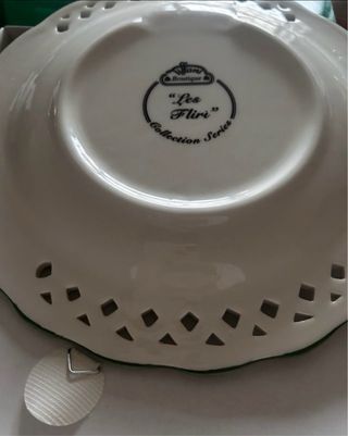 Piatti decorativi fiori gialli e verdi