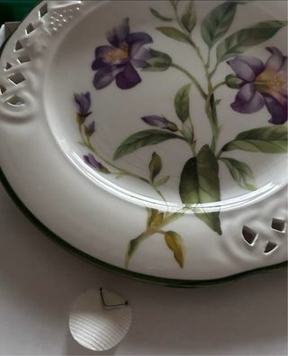 Piatti decorativi fiori gialli e verdi