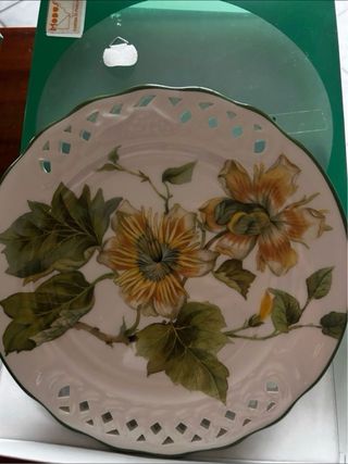 Piatti decorativi fiori gialli e verdi