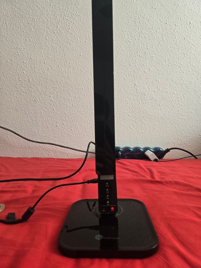 Lámpara Escritorio LED Negra