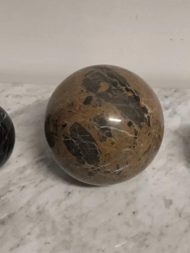 5 Esferas de piedras duras