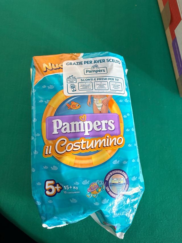 Pampers Costumino Taglia 5+ (15+ Kg)