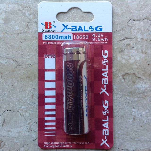 4 Batterie 18650 Polo Piatto 4,2V 8800 mAh