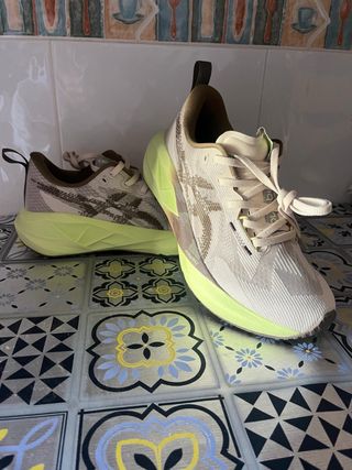 Asics Novablast 5 Talla 40