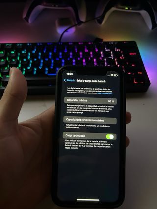 iPhone XR 64 GB Rosso