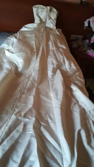 Vestido de Novia Blanco y Plateado