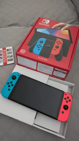 Nintendo Switch OLED Rojo/Azul como nueva